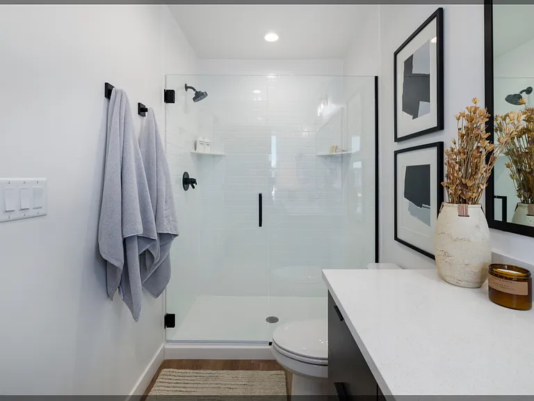 1660 S Major St #6 — Photo 3