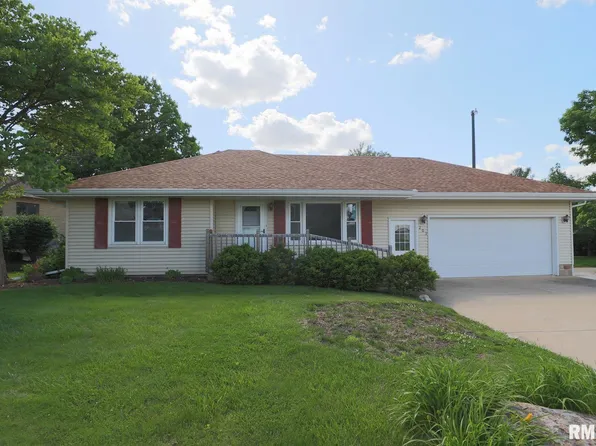 203 Fandel Rd, Metamora, IL 61548