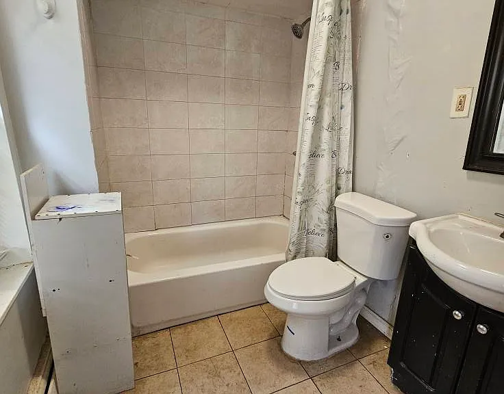 112 W Parmenter St #B — Photo 5