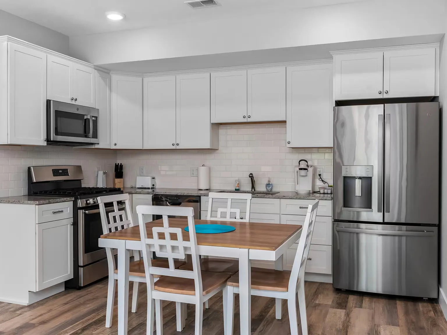 2 bed, $1,700 — Photo 3