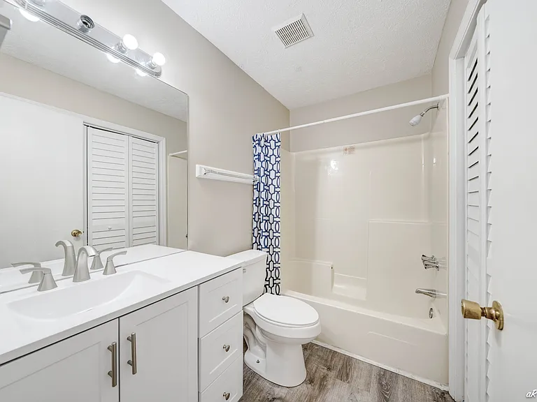 3722 Burnham Way — Photo 11