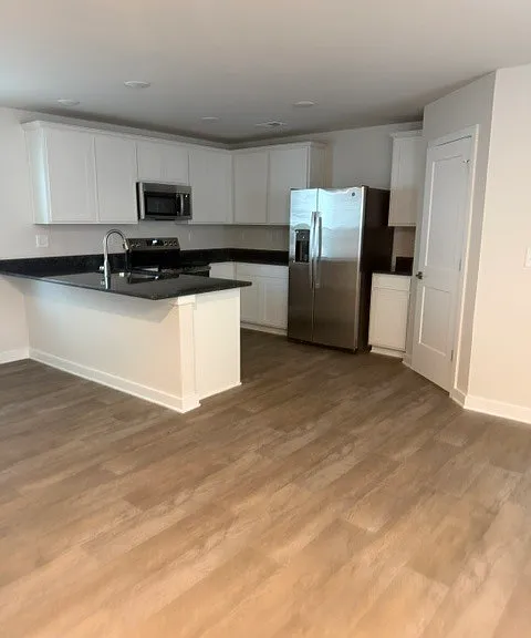 4812 Station Ln — Photo 3