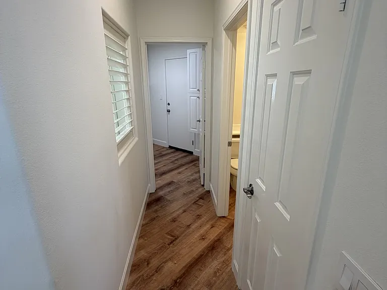 27814 Bloomfield Ct — Photo 8