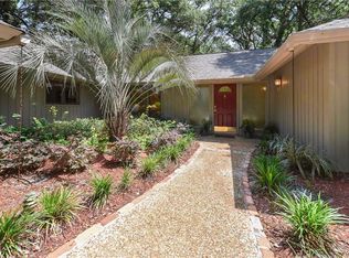 20 Suttlers Row, Hilton Head Island, SC 29928