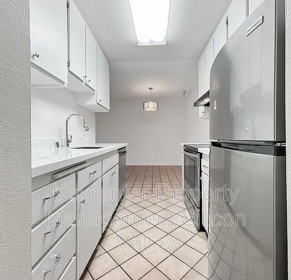 400 Ortega Ave #211 — Photo 4