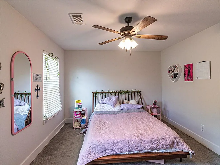 318 E Martin Luther King Jr Blvd — Photo 10