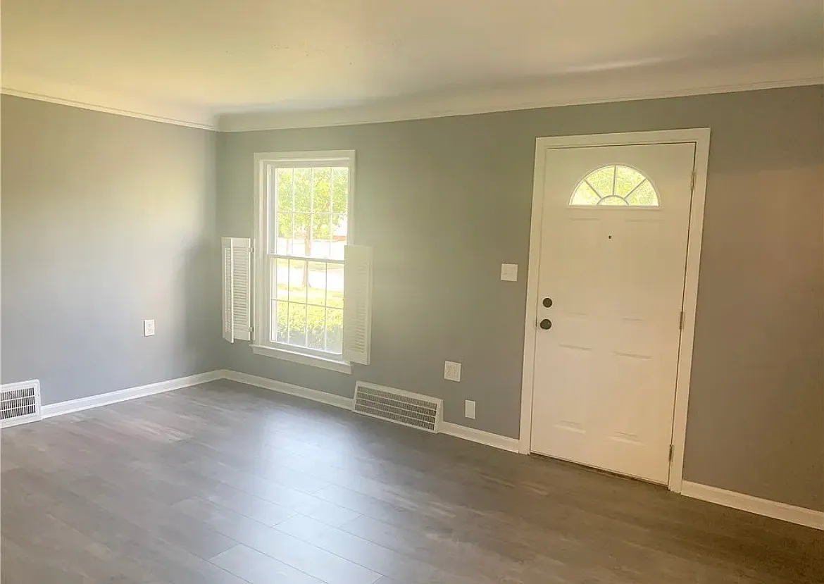 3 bed, 1149 sqft, $1,850 — Photo 4