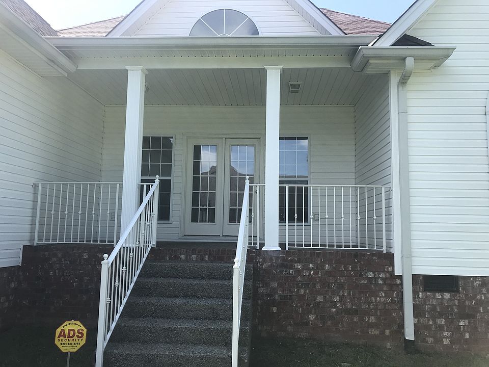 1st image of 104 Brigham Ct