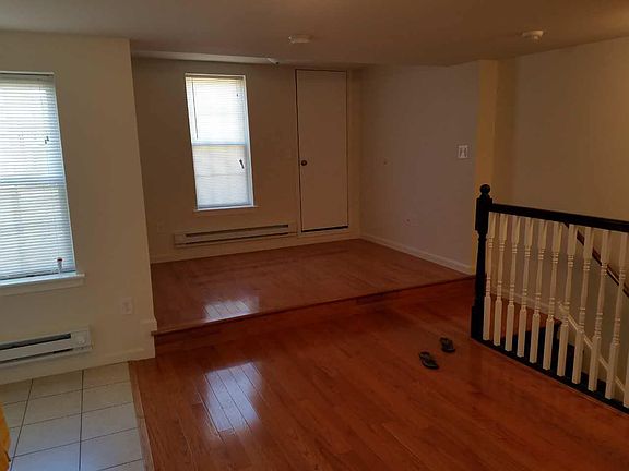 3rd image of 1139 Federal St Floor 3