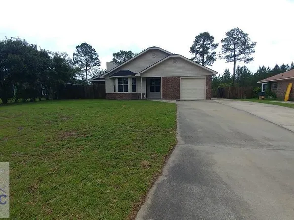 806 Malibu Dr, Hinesville, GA 31313