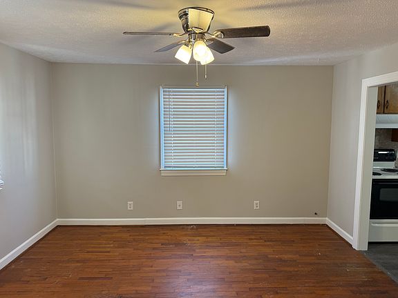 2nd image of 428 Kemper Rd