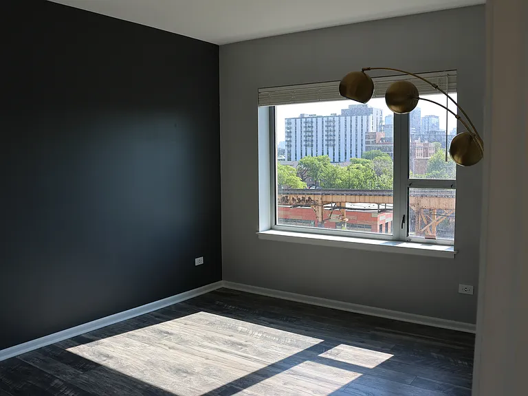 100 N Hermitage Ave #515 — Photo 9