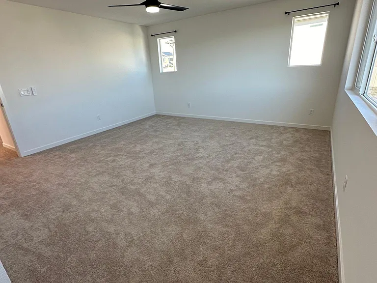 33029 Beige St — Photo 12