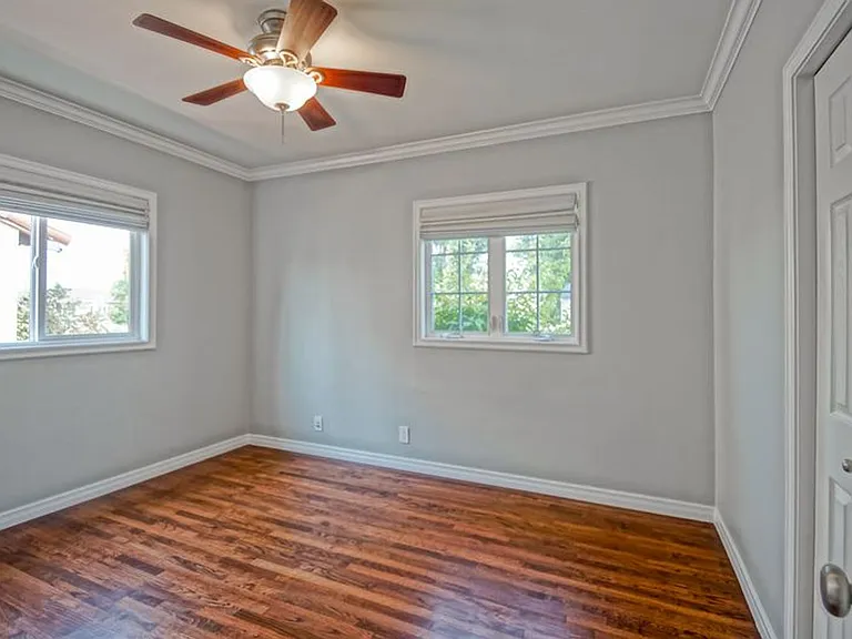 2404 Sebald Ave — Photo 19