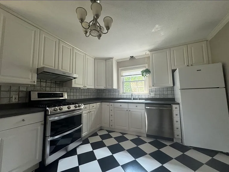 15 Harrison St #3 — Photo 8