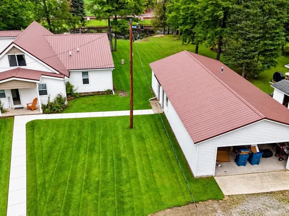 43 White Tail Trl, Gladwin, MI 48624