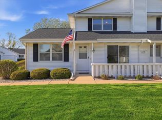 628 Westbury Ln UNIT 1, Delavan, WI 53115