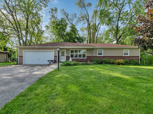 23829 W Essex Dr, Channahon, IL 60410