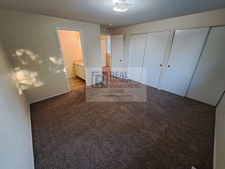 15323 Berry Valley Dr SE — Photo 13