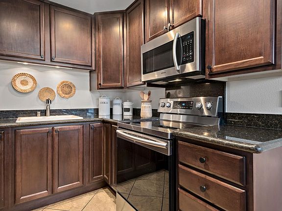 4th image of 1215 Bird Ave APT 103