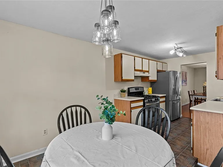 200 Heroux Blvd #1607 — Photo 9