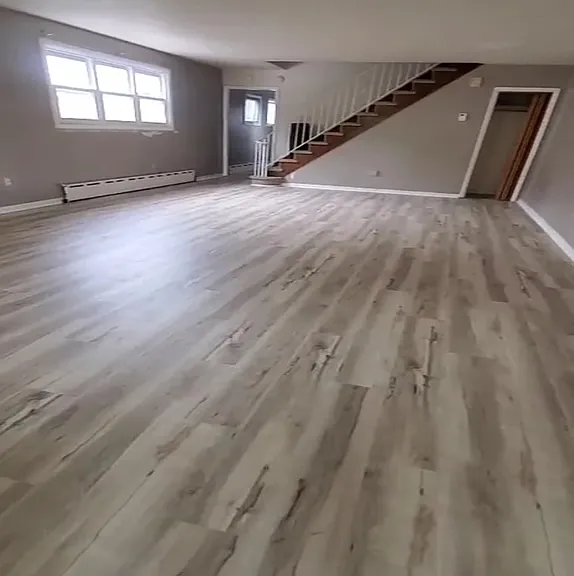191 S Maple Ave — Photo 1