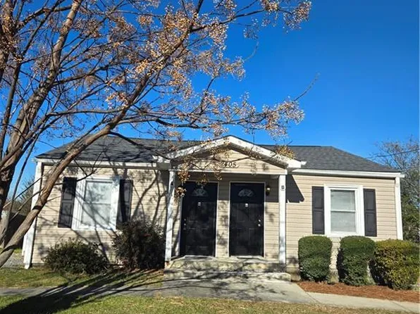 2405 McConnell Rd, Greensboro, NC 27401