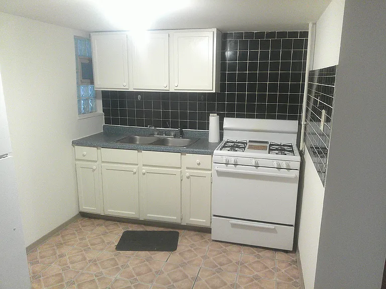 4041 W Nelson St #0 — Photo 2