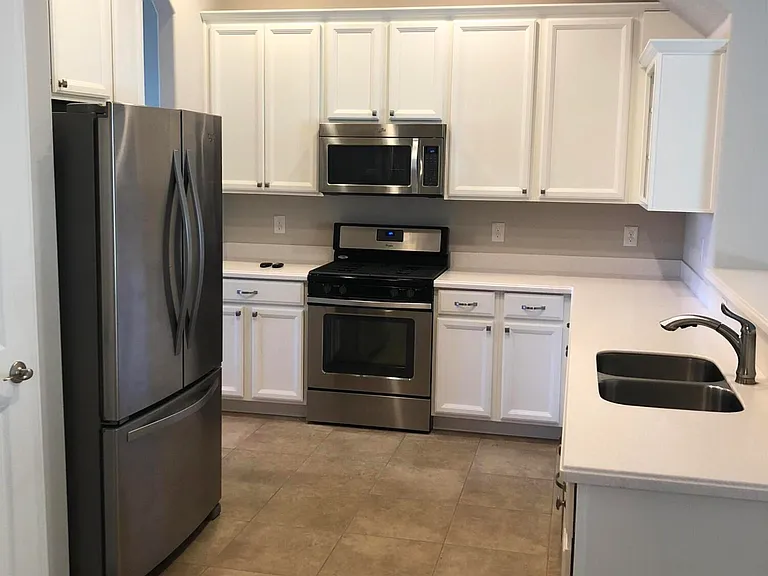 3225 Sedge Dr — Photo 11