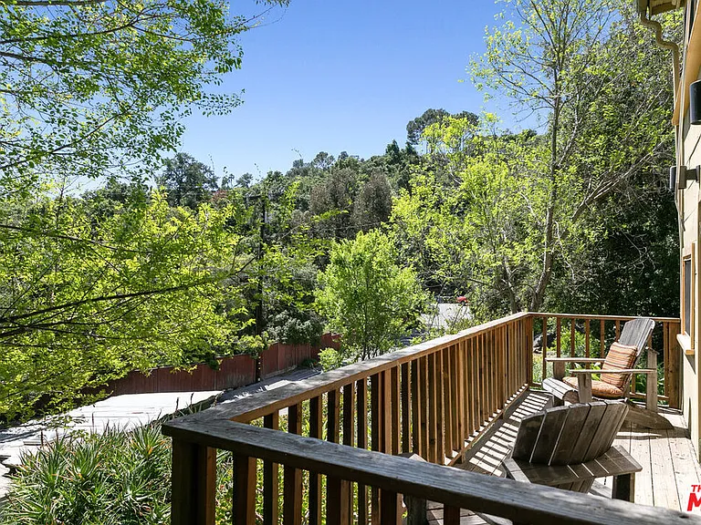 913A Fernwood Pacific Dr — Photo 22
