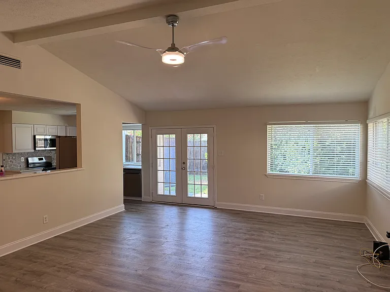 3527 Cotillion Dr — Photo 8