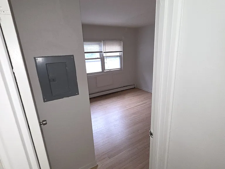 3517 Charles Ct #4 — Photo 4