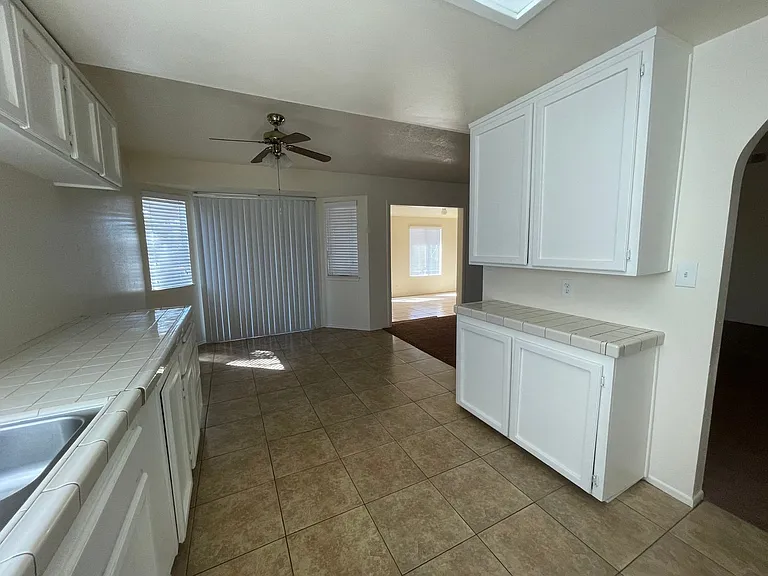 10246 Arroyo Ave — Photo 63