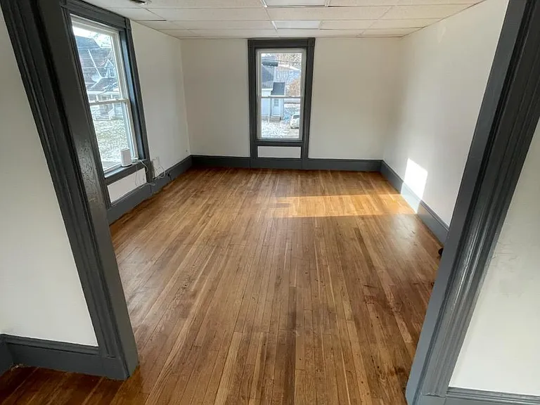 43 Broad St #2 — Photo 6