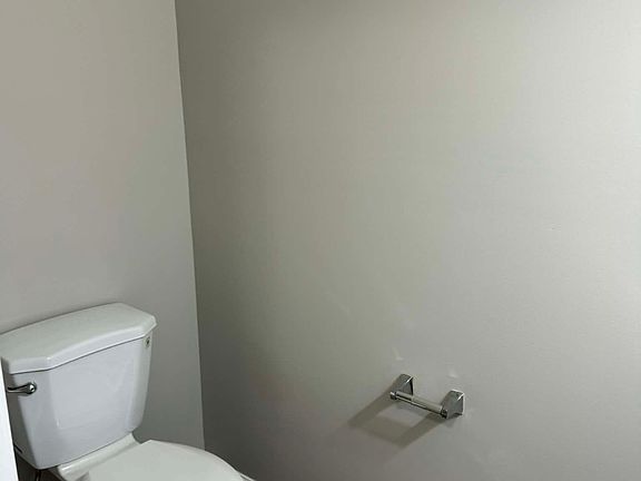 3rd image of 705 Magnolia Gardens Walk