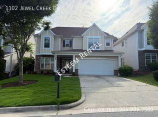1102 Jewel Creek Dr, Cary, NC 27519