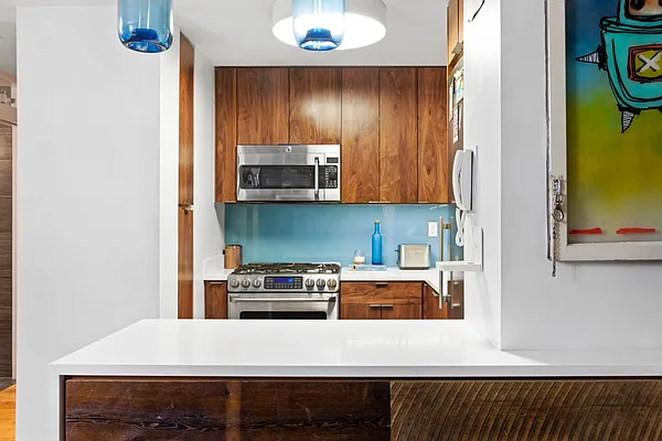 Sold by Compass | media 5