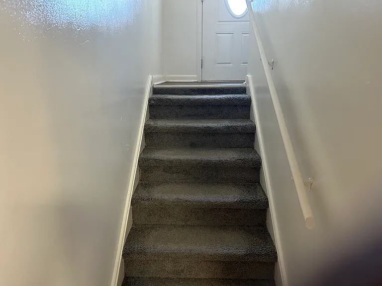 313 Sparta St — Photo 17