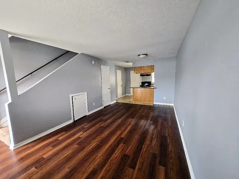 37218 Majestic Oak Ct #37218 — Photo 8