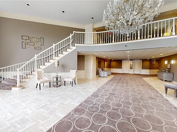 5th image of 2202 Acacia Park Dr APT 2404