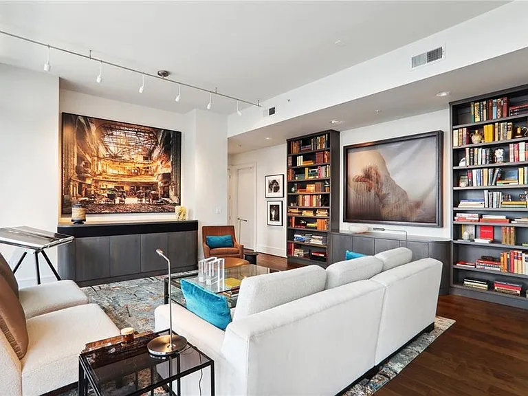 1065 Peachtree St NE #3005 — Photo 8