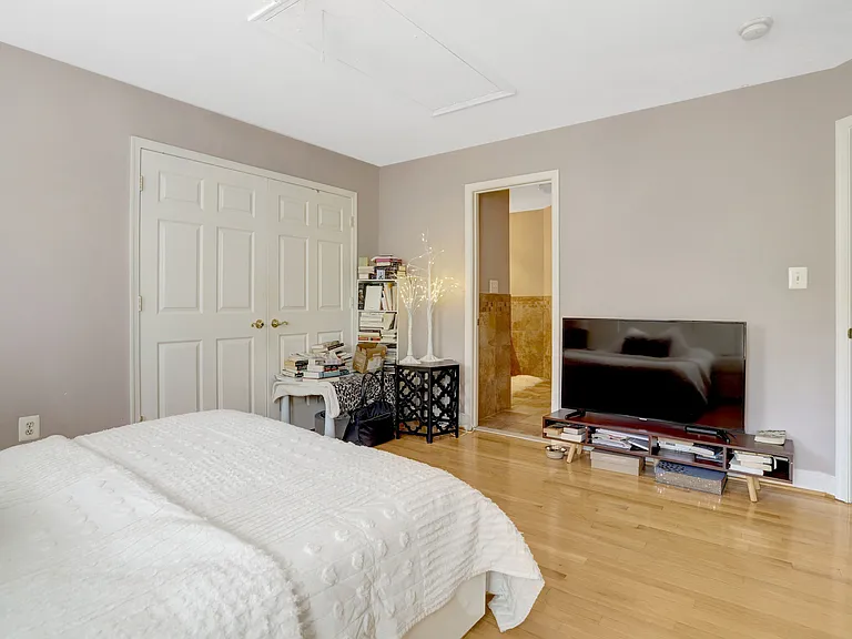4900 Sunset Ln — Photo 55