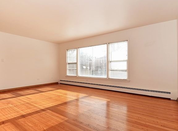 3rd image of 2308 W Birchwood Ave APT 1W