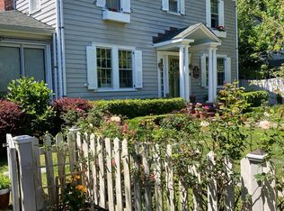 1118 Country Club Rd, Wilmington, NC 28403