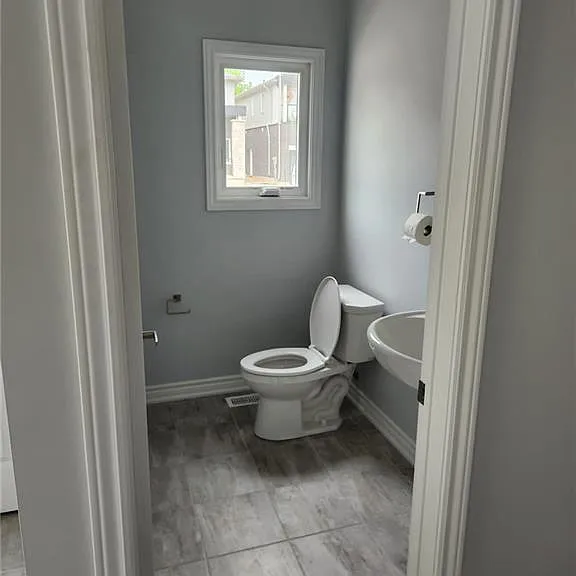 3266 Parker Ave — Photo 12