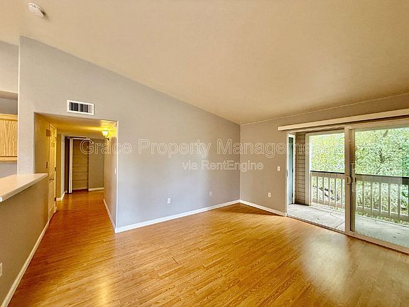 3rd image of 1146 Opal St Unit 204
