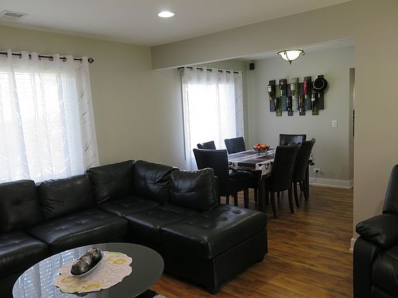 5th image of 940 Edenwood Dr