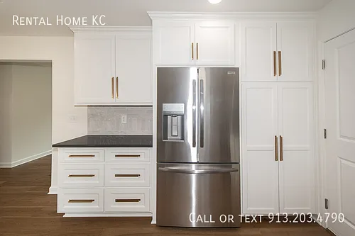 8400 W 93rd St — Photo 18