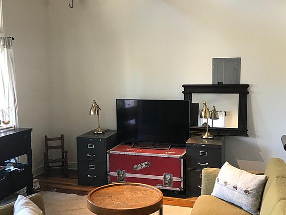 4th image of 1713 Madison Ave