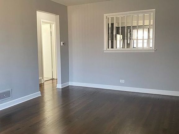 5th image of 9528 S Troy Ave APT 2E